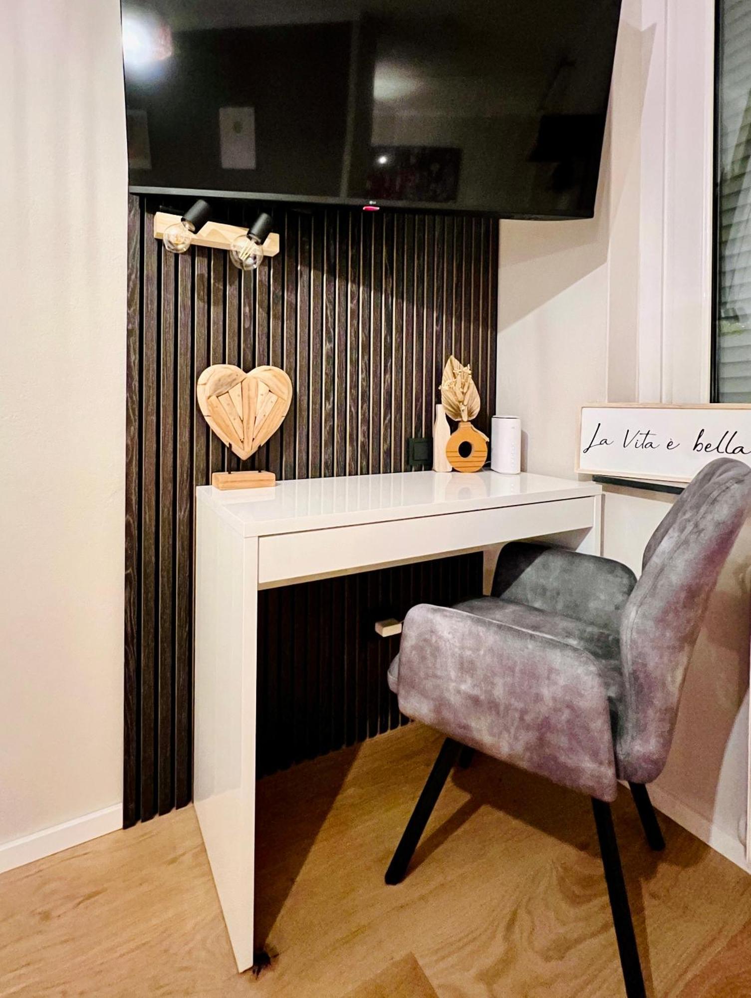 Appartamento Bamo Studio - City Living Arkaden Klagenfurt am Woerthersee Esterno foto